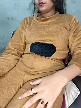 Snapshot of Shanaya_Hotty chatting on January 2025 11:21:02 PM Shanaya Hotty online show from January 2025 11:21:02 PM