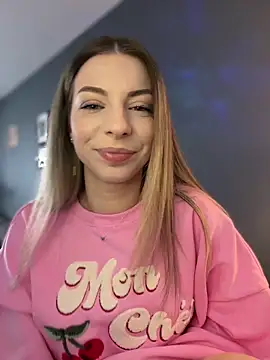 Mia Ethan online show from April 2026 10:54:01 AM