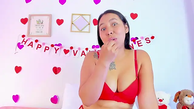 EmmaRogers online show from February 2025 06:51:02 PM