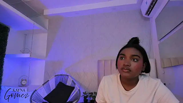 kayna gomez online show from October 2025 07:30:02 PM