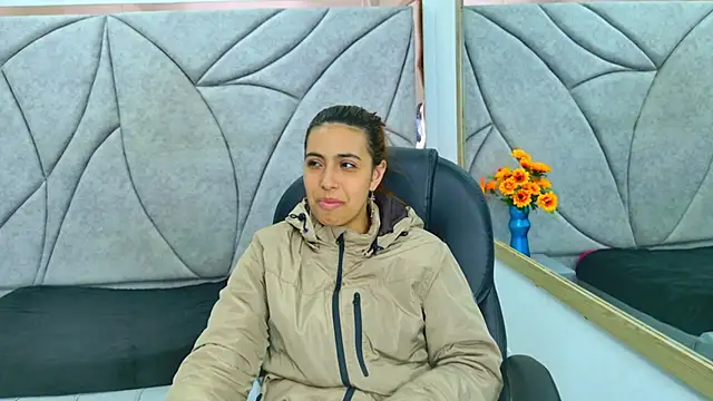 Tammy Blackk online show from November 2025 05:05:01 AM