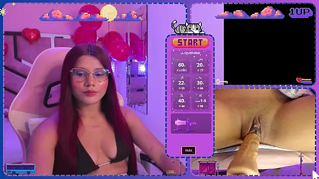 Snapshot of Sara-Hill chatting on February 2025 09:25:02 PM Sara-Hill online show from February 2025 09:25:02 PM