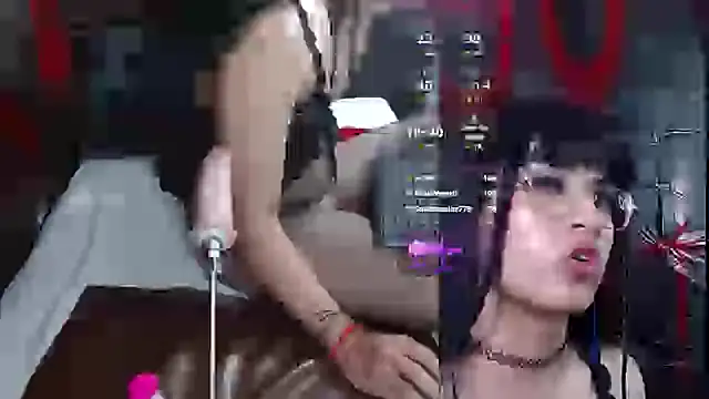 Snapshot of Raven_Whisper chatting on March 2025 11:49:01 PM Raven Whisper online show from March 2025 11:49:01 PM