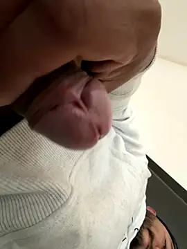 Snapshot of joselo8888 chatting on December 2025 09:10:02 PM joselo8888 online show from December 2025 09:10:02 PM