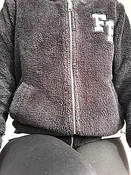 NEW CRYSTAL online show from October 2025 11:07:01 AM