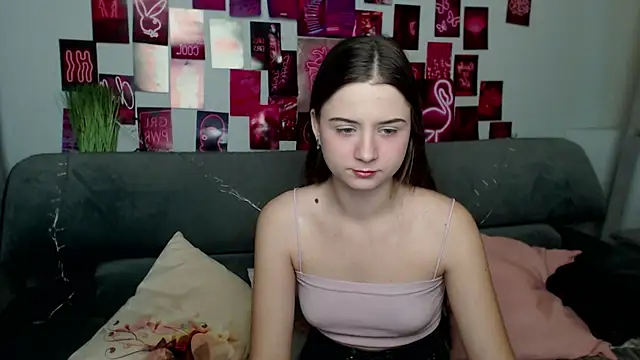 MilanaRoza online show from October 2025 04:57:02 AM