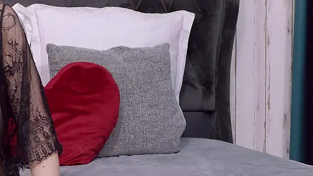 AnisiaConnor online show from October 2025 07:42:02 PM