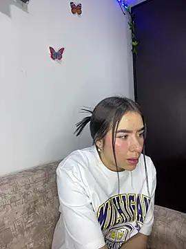 Im Valen Cute online show from December 2024 01:32:02 AM