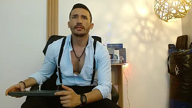 Reiko 85  online show from November 2025 02:50:01 PM