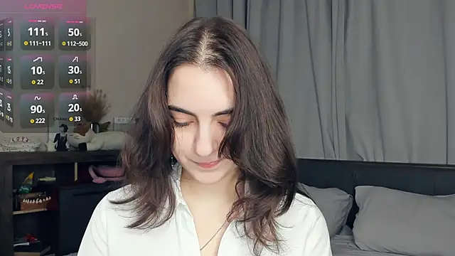 DracosMoon online show from December 2025 06:52:02 AM