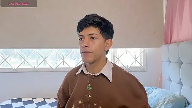 Snapshot of teobowny_ chatting on November 2025 04:01:02 PM teobowny online show from November 2025 04:01:02 PM