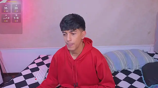 Snapshot of teobowny_ chatting on November 2025 01:35:02 PM teobowny online show from November 2025 01:35:02 PM