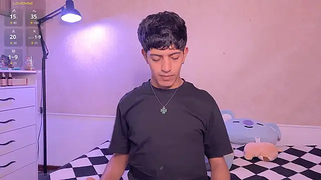 teobowny  online show from February 2026 11:27:02 PM