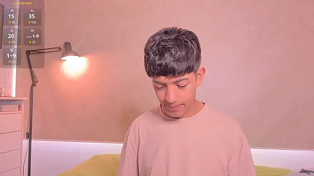 Snapshot of teobowny_ chatting on May 2026 06:02:02 PM teobowny online show from May 2026 06:02:02 PM