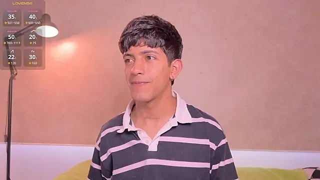 Snapshot of teobowny_ chatting on May 2026 09:33:01 PM teobowny online show from May 2026 09:33:01 PM