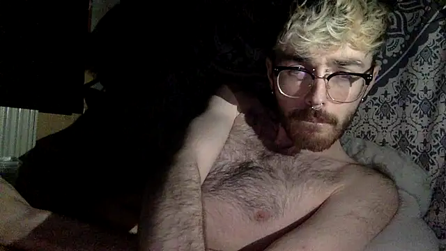 Snapshot of hairynhorny992 chatting on February 2025 03:14:02 AM hairynhorny992 online show from February 2025 03:14:02 AM