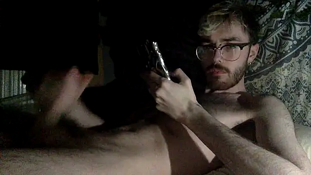 Snapshot of hairynhorny992 chatting on February 2025 11:37:01 PM hairynhorny992 online show from February 2025 11:37:01 PM