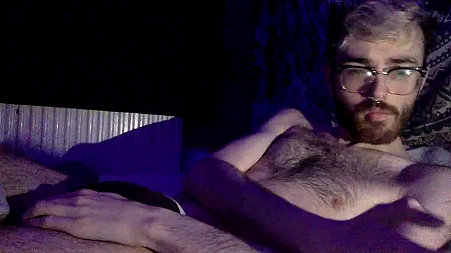 Snapshot of hairynhorny992 chatting on March 2025 12:48:01 AM hairynhorny992 online show from March 2025 12:48:01 AM