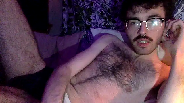 Snapshot of hairynhorny992 chatting on November 2025 03:21:02 AM hairynhorny992 online show from November 2025 03:21:02 AM