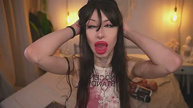 Devilsss toy online show from November 2025 04:38:01 PM