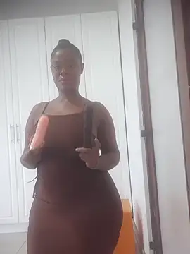 Luciouslips00 online show from December 2024 12:16:01 PM