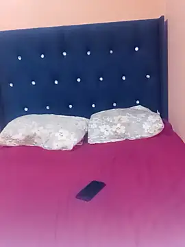 Luciouslips00 online show from April 2026 08:56:02 AM