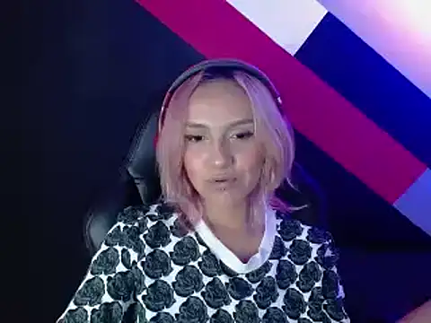 Alterego1   online show from January 2025 08:52:02 PM