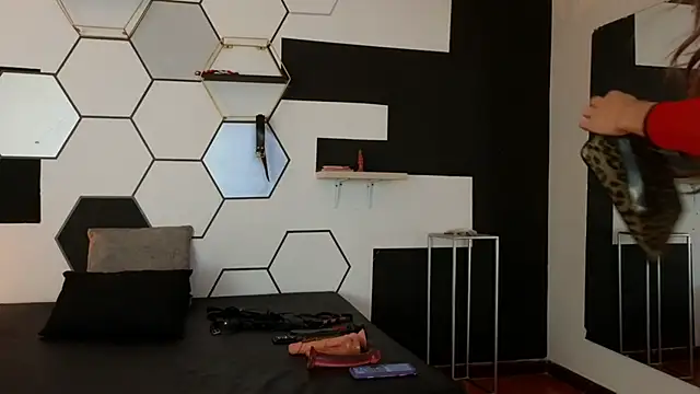 haileycat online show from February 2025 11:34:02 PM