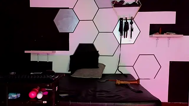 haileycat online show from February 2025 03:56:01 AM