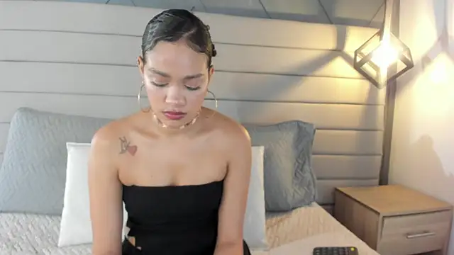 Alahia Baiter online show from March 2025 12:04:02 PM