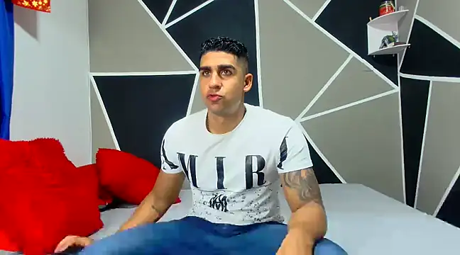 Snapshot of astrom_greyy chatting on December 2024 06:45:01 AM astrom greyy online show from December 2024 06:45:01 AM