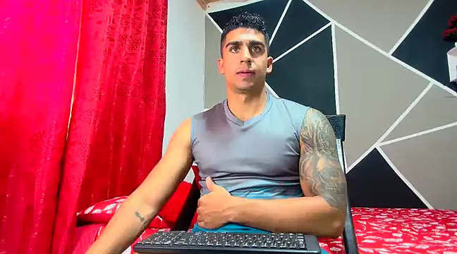 Snapshot of astrom_greyy chatting on March 2025 07:39:01 PM astrom greyy online show from March 2025 07:39:01 PM