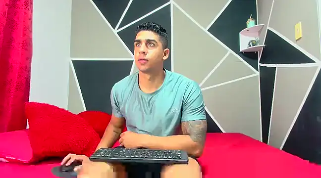 Snapshot of astrom_greyy chatting on March 2025 05:08:02 PM astrom greyy online show from March 2025 05:08:02 PM