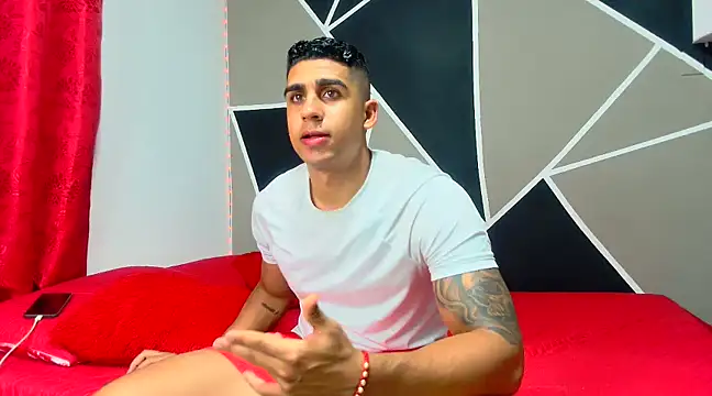 Snapshot of astrom_greyy chatting on March 2025 12:06:02 AM astrom greyy online show from March 2025 12:06:02 AM