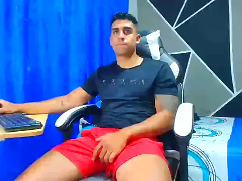 Snapshot of astrom_greyy chatting on September 2025 07:51:02 PM astrom greyy online show from September 2025 07:51:02 PM