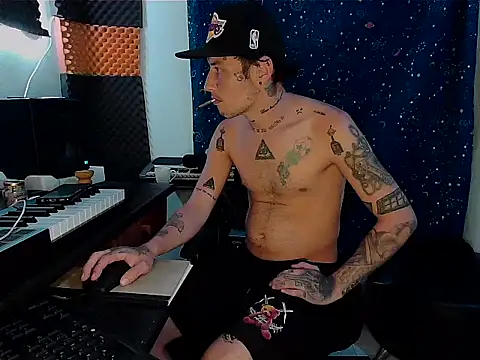 patrik tattoo  online show from February 2025 12:10:02 AM