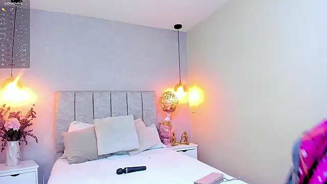 tutu milf online show from February 2025 01:10:01 PM