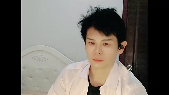 Snapshot of Melvinchina-88 chatting on June 2026 05:28:01 AM Melvinchina-88 online show from June 2026 05:28:01 AM