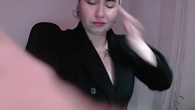 Genesisgems11  online show from February 2025 05:45:01 AM