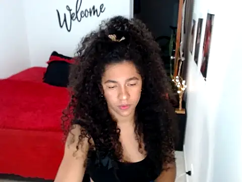 bellacrespalatina online show from September 2025 11:28:01 PM