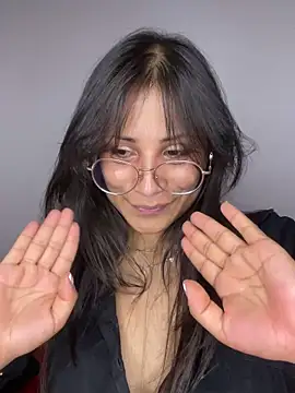 Snapshot of Jade_Zephyra chatting on February 2025 02:59:02 AM Jade Zephyra online show from February 2025 02:59:02 AM