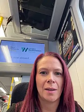 Snapshot of MelodyRoseUk chatting on October 2025 02:38:01 PM MelodyRoseUk online show from October 2025 02:38:01 PM