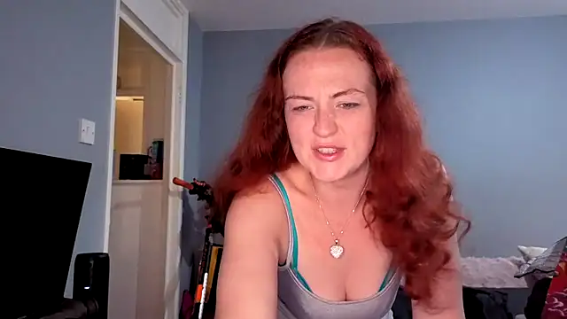ENGLISHEMILY 69 online show from September 2025 09:33:02 AM