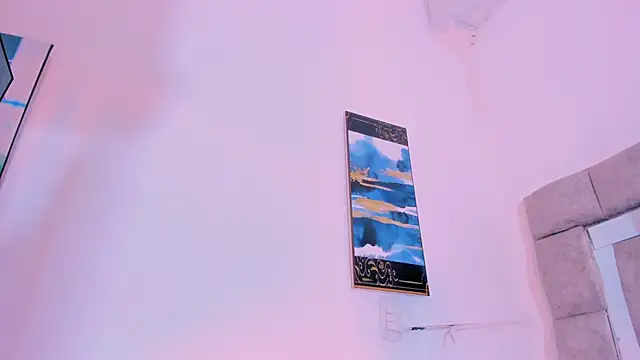 zulyjones online show from March 2025 06:52:01 PM