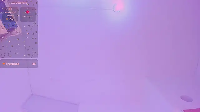 zulyjones online show from March 2025 10:00:02 PM