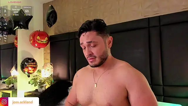 JossAckland online show from October 2025 08:07:01 PM