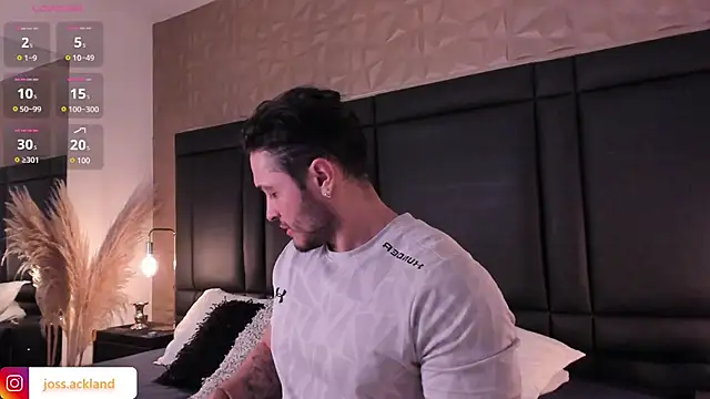 JossAckland online show from December 2025 07:54:02 PM