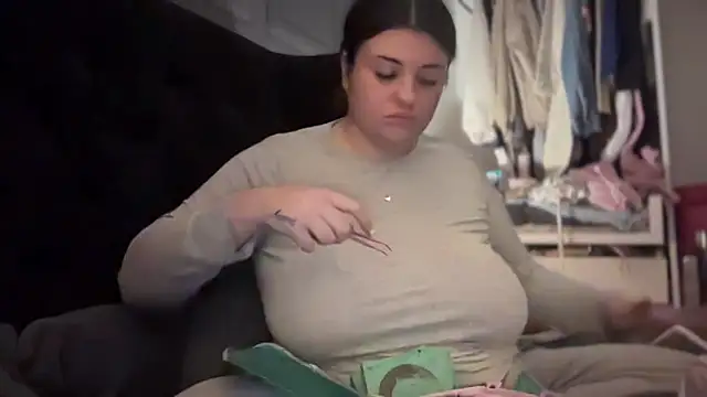 curvybabesx1 online show from October 2025 02:49:01 PM