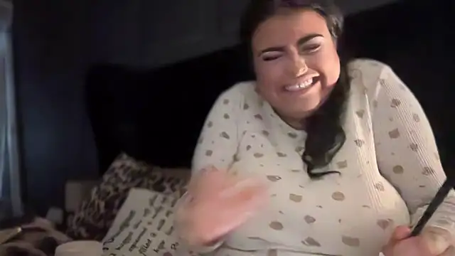 curvybabesx1 online show from October 2025 02:40:02 PM