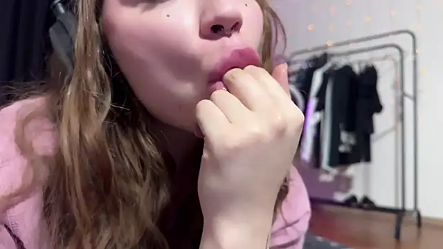 PaulaPratt online show from December 2024 12:22:02 PM